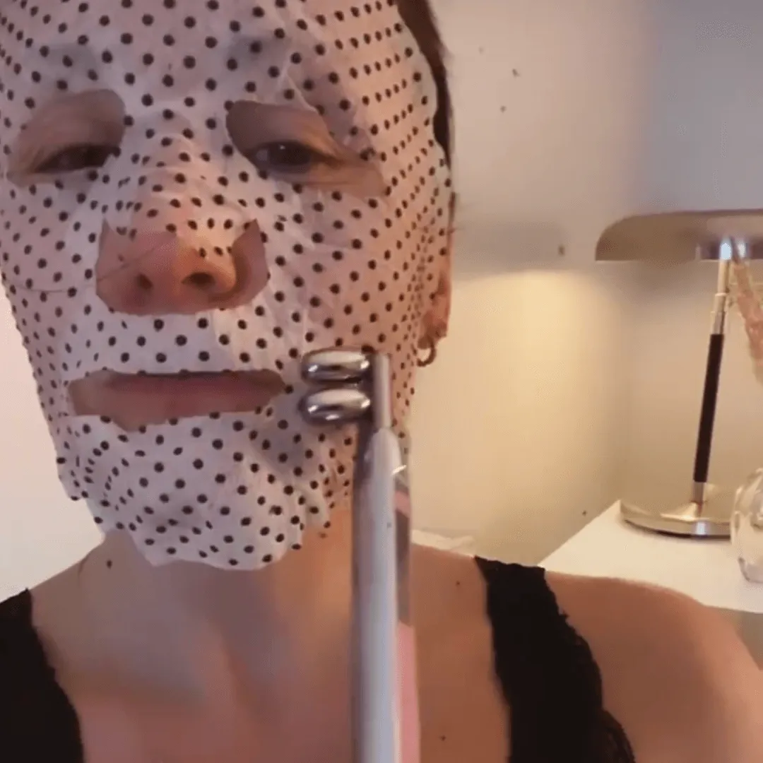 Bio-Magnetic Sheet Mask [Hyaluronic Acid Rose Serum] by Dreambox Beauty